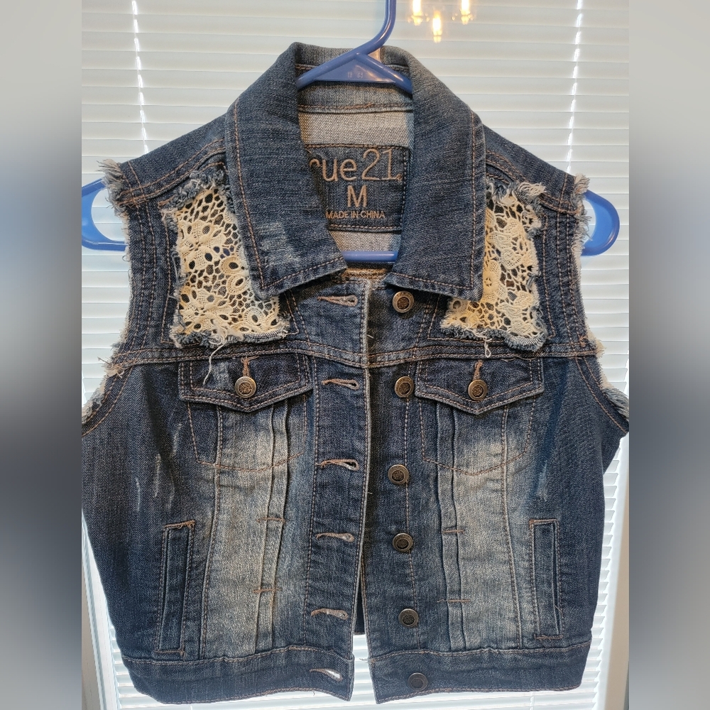 Rue21 Blue Denim Vest with Cream Lace